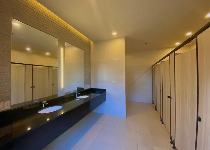 • Wifi Up To 100mbps • Pool • Netflix&chill Aparthotel Cebu