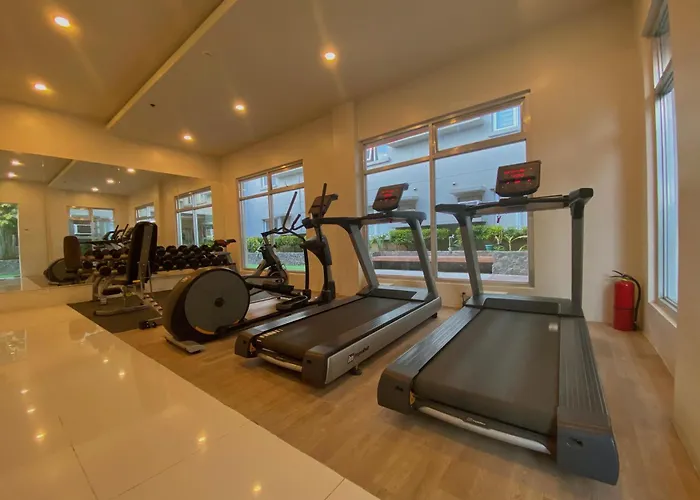 • Wifi Up To 100mbps • Pool • Netflix&chill Aparthotel